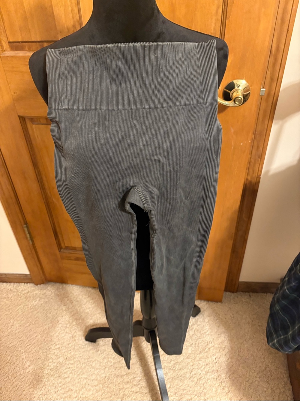 SPANX  Shapewear Ribbed Leggings